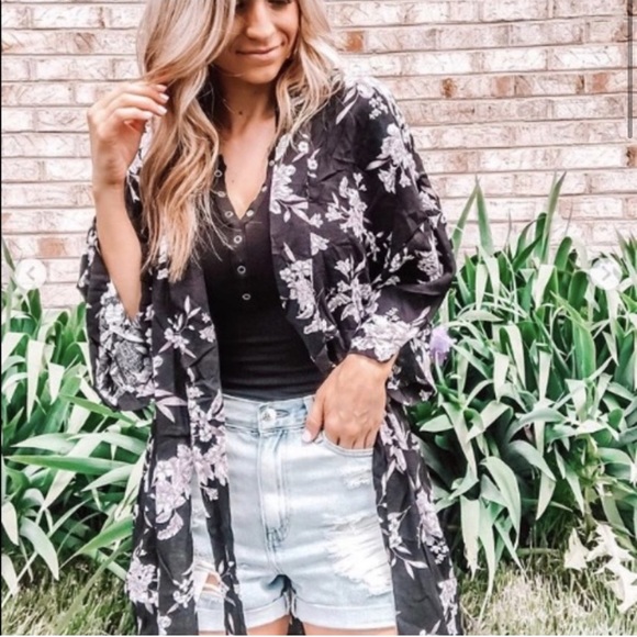 Spiritual Gangster Maya Black Floral Tie Front Kimono Robe OS - Picture 3 of 10